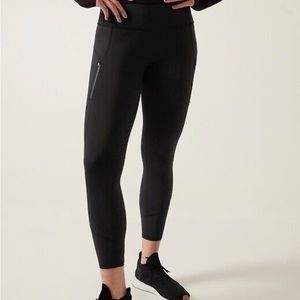 NWT Athleta Rainier 7/8 tight Sz XSP